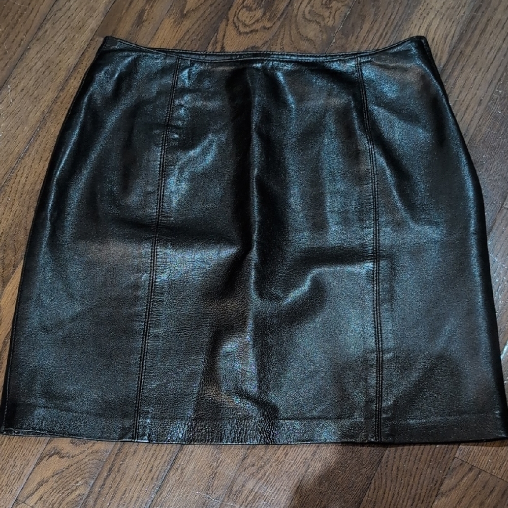 Danier Black Leather High Waist Mini Skirt Size 4
